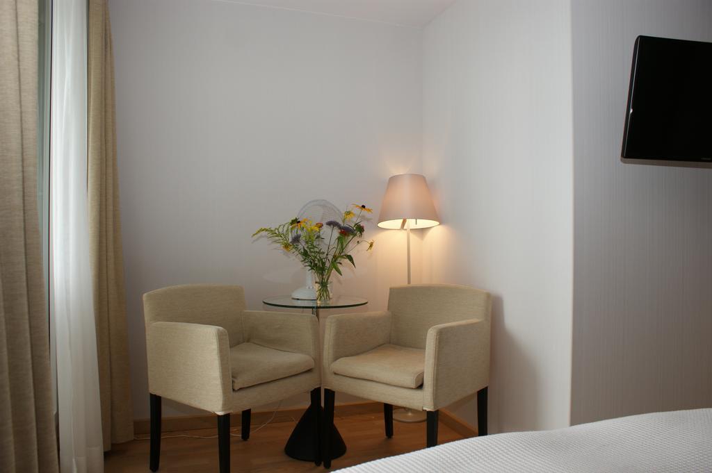 Hotel Jean-Jacques Rousseau La Neuveville Extérieur photo